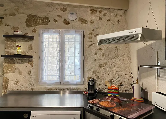 Maison De Village Atypique Сasa de vacaciones
